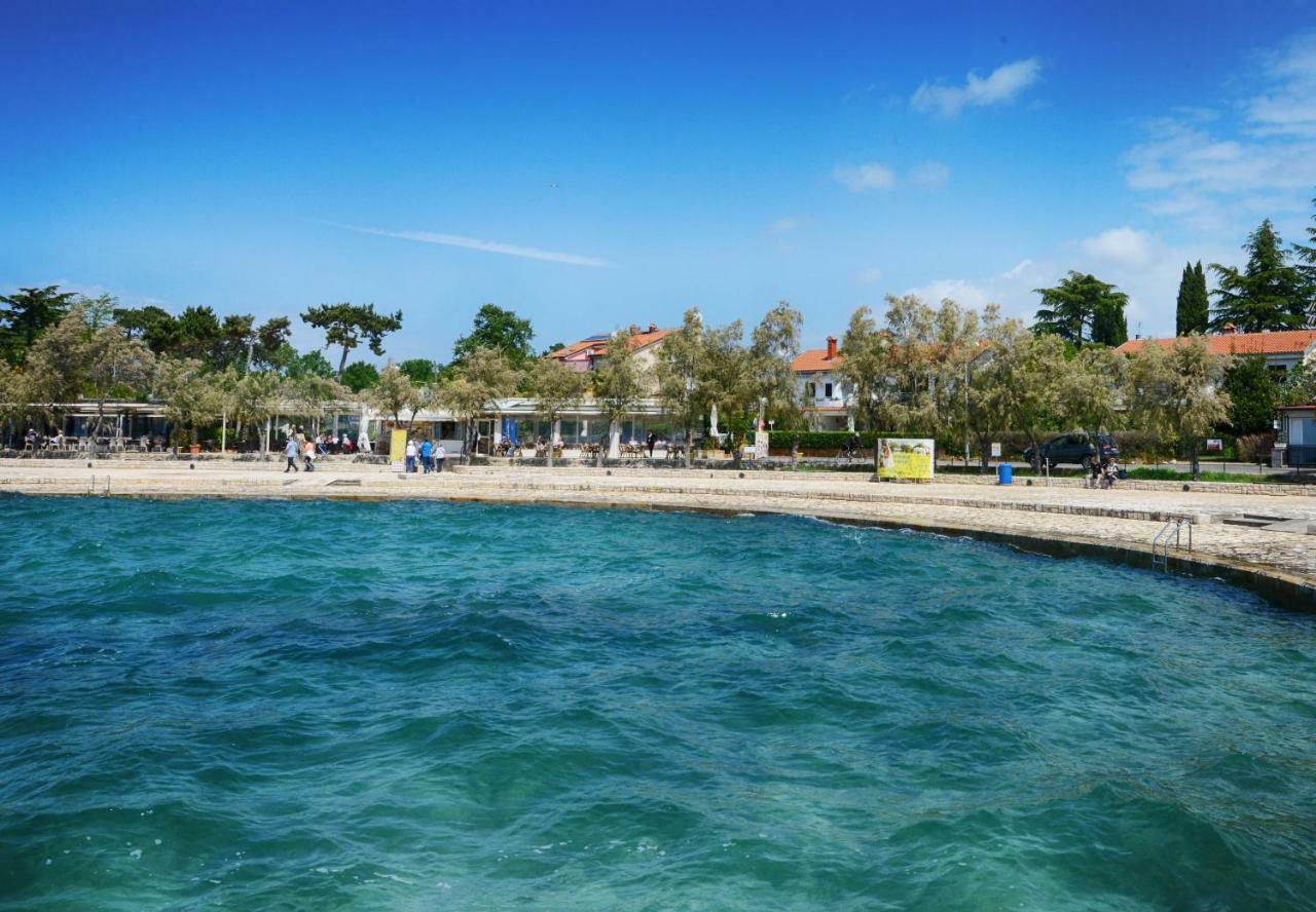Beautiful First Row To The Sea Apartament *