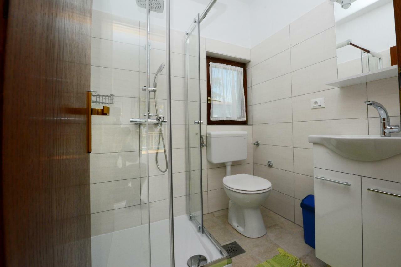 Apartment Beautiful First Row To The Sea Porec