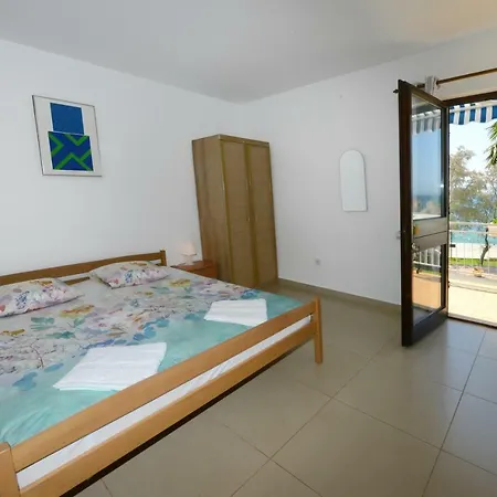 Beautiful Apartments First Row To The Sea Poreč Exterior foto