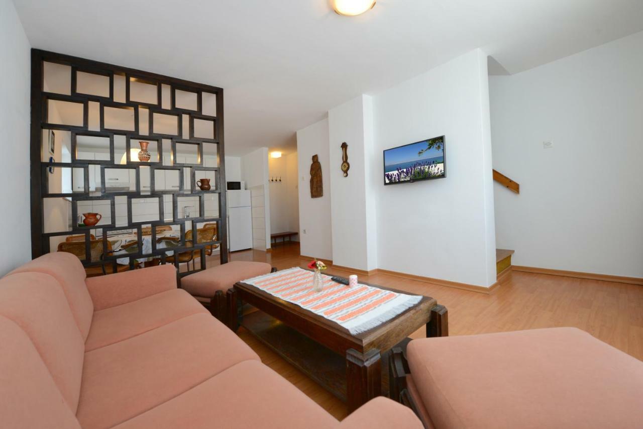 Beautiful First Row To The Sea Apartment *
